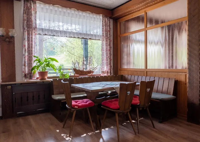 Landhotel Tanneneck - ideal für Gruppen, Familien und Hunde