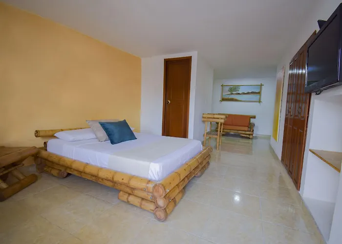 Hotel Toledo Plaza