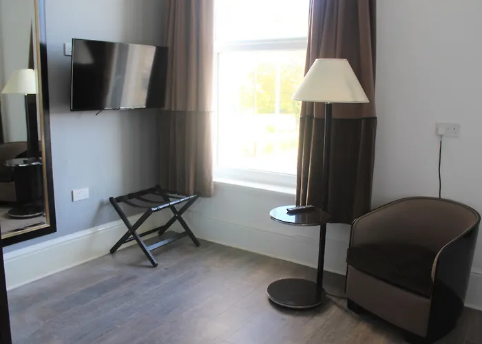Park Hotel & Apartments
