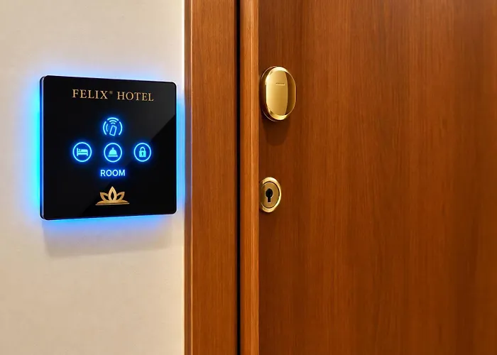 Felix Hotel & Residence
