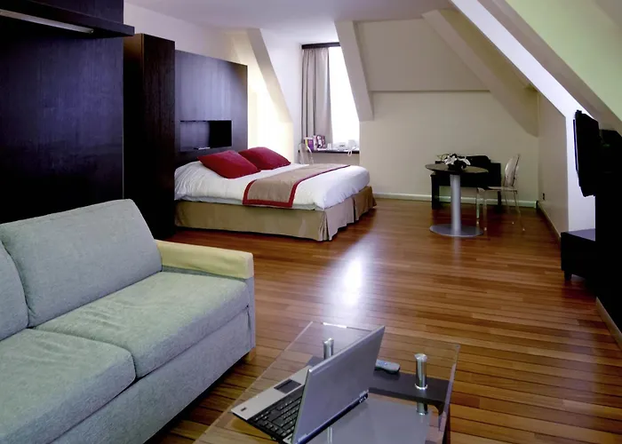 Mercure Abbeville Centre - Porte De La Baie De Somme