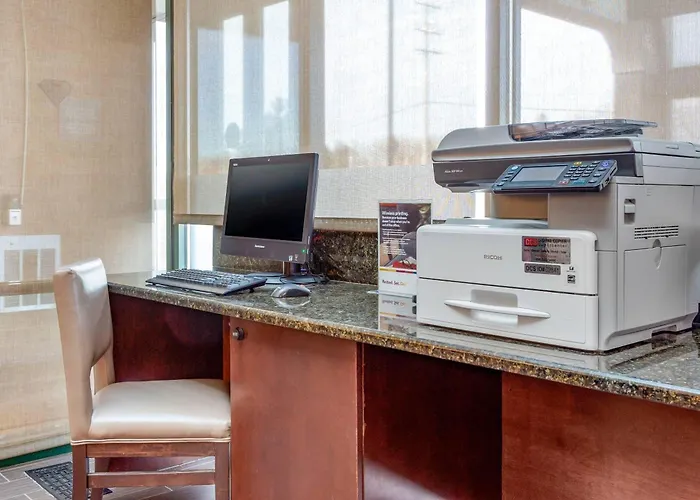 Comfort Suites Oakbrook Terrace - Chicago West