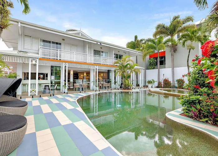 Mercure Cairns