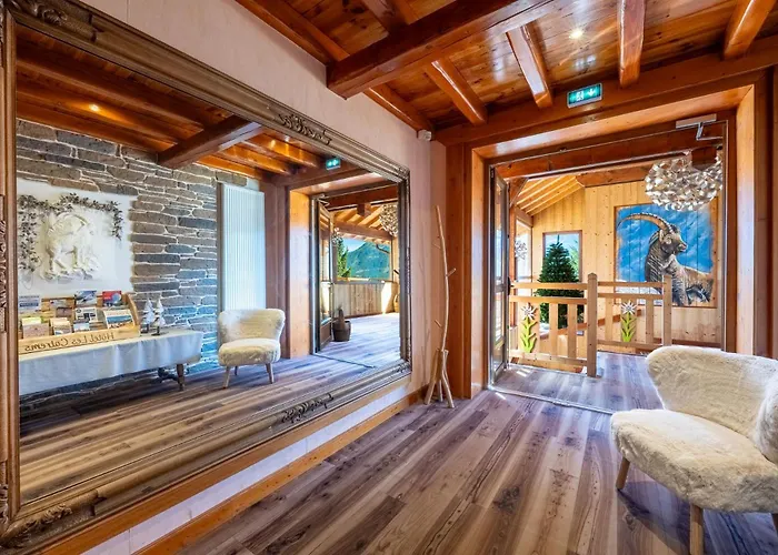 Hotels Les Catrems & Le Montagnou