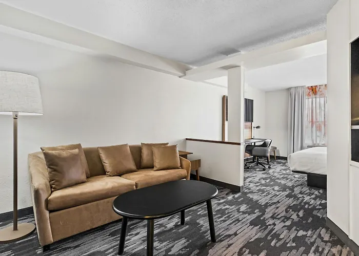 Fairfield Inn & Suites Clarksville