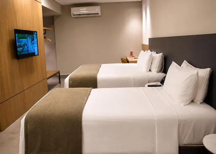 Amazon Plaza Hotel