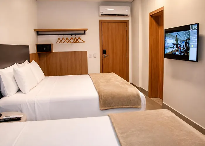 Amazon Plaza Hotel