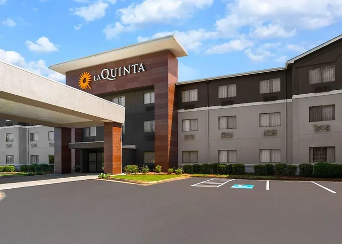 La Quinta Inn & Suites By Wyndham Jackson Airport - Pearl