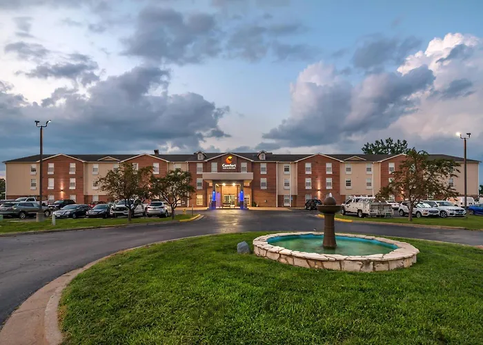 Comfort Inn & Suites Chesterfield - St Louis