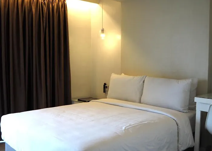 Leblanc Hotel