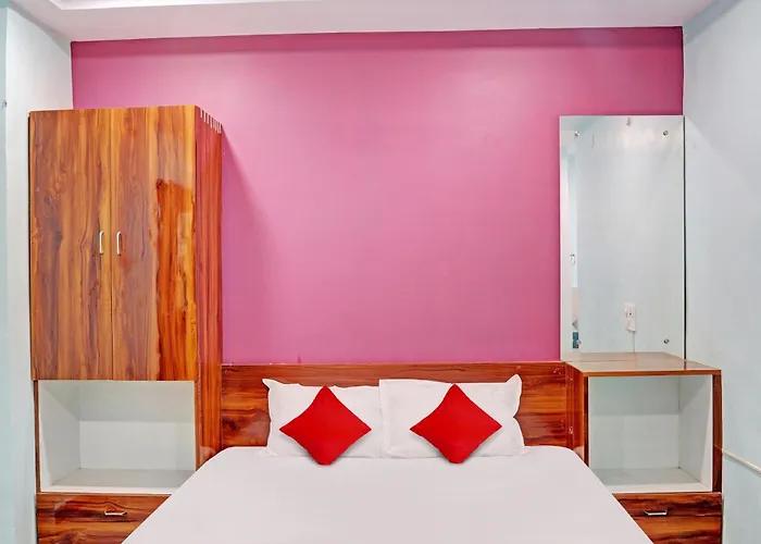 Hotel O Sai Leela Residency