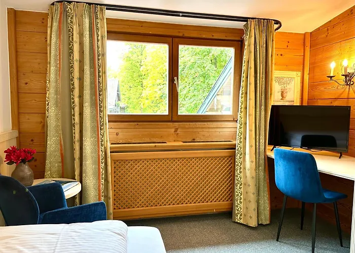 Sl Hotel