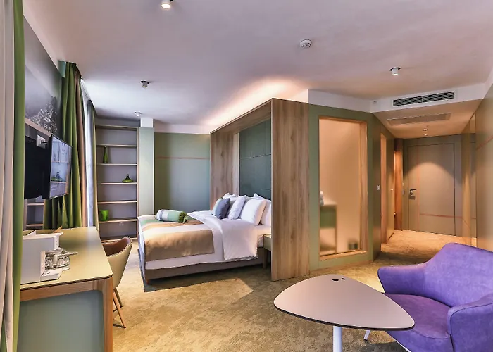Carine Hotel Centar