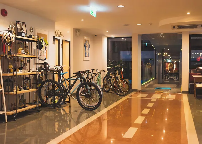 Tour De Phuket Hotel - Sha Plus