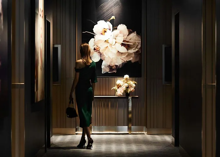 Hotel Chadstone Melbourne Mgallery Collection