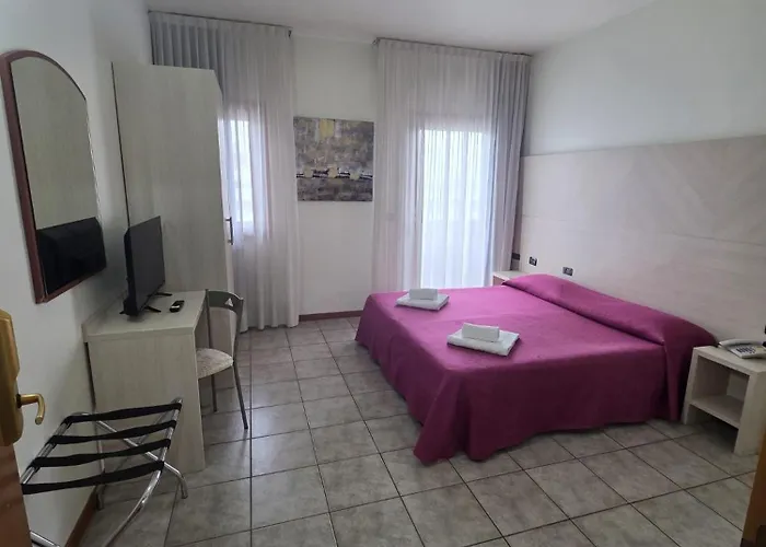 Hotel The Click