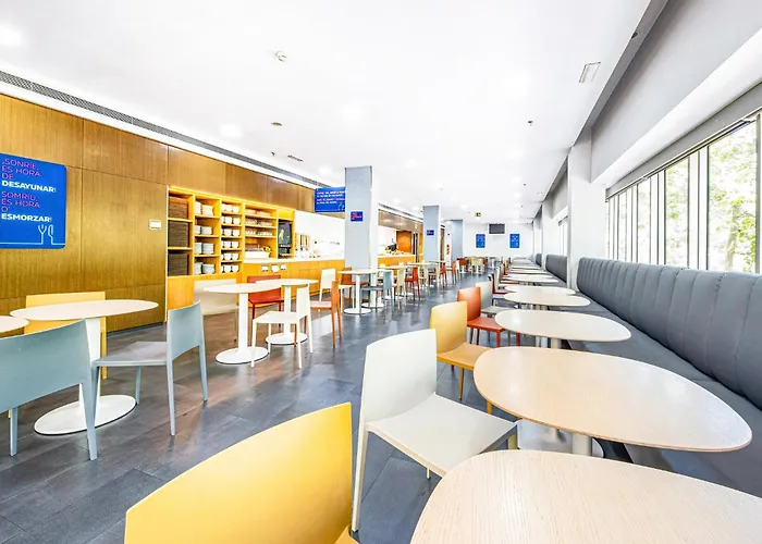 Holiday Inn Express Barcelona City 22@ By Ihg