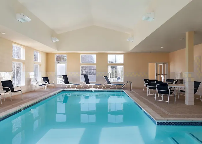 Hampton Inn & Suites Mystic