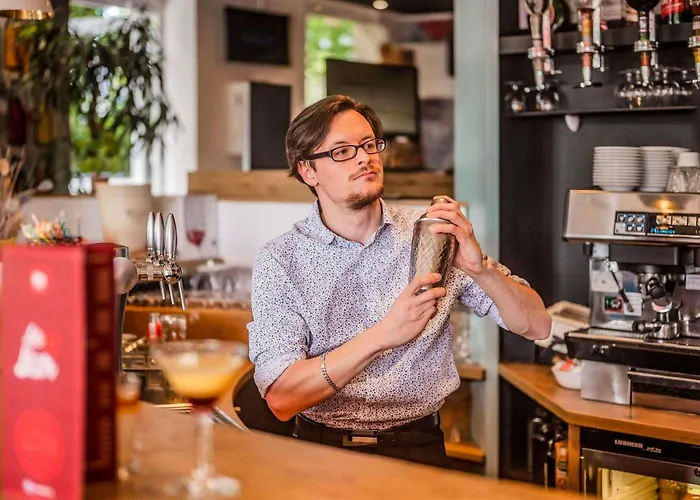 Ibis Colmar Est - Hotel Restaurant En Alsace