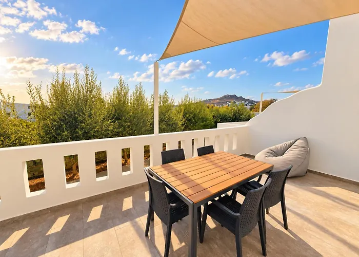 Eleftheria Hotel & Apartments