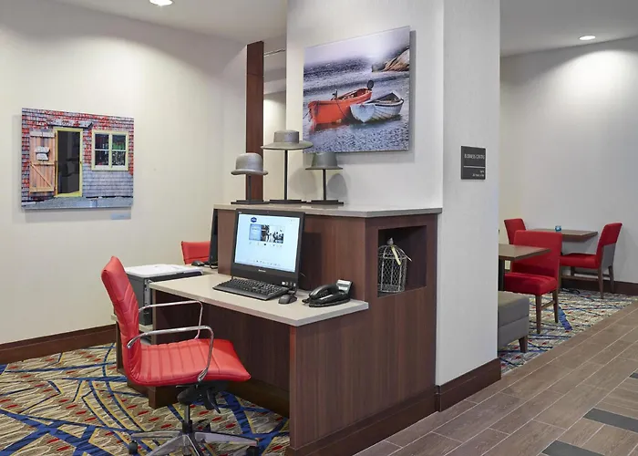 Hampton Inn By Hilton Halifax Downtown