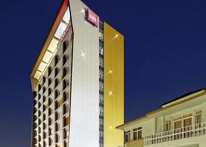 Ibis Padang