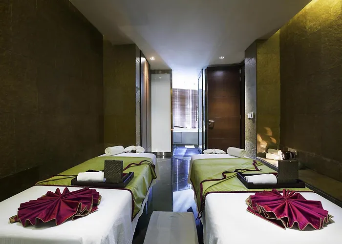 Novotel Kolkata Hotel And Residences