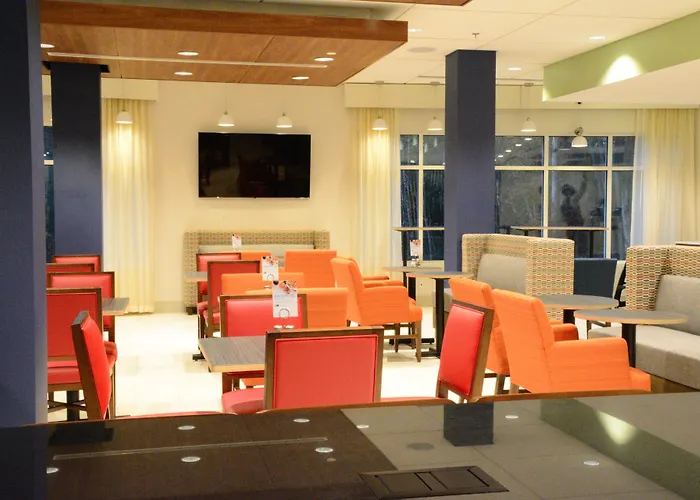 Holiday Inn Express & Suites Lexington Park-California By Ihg