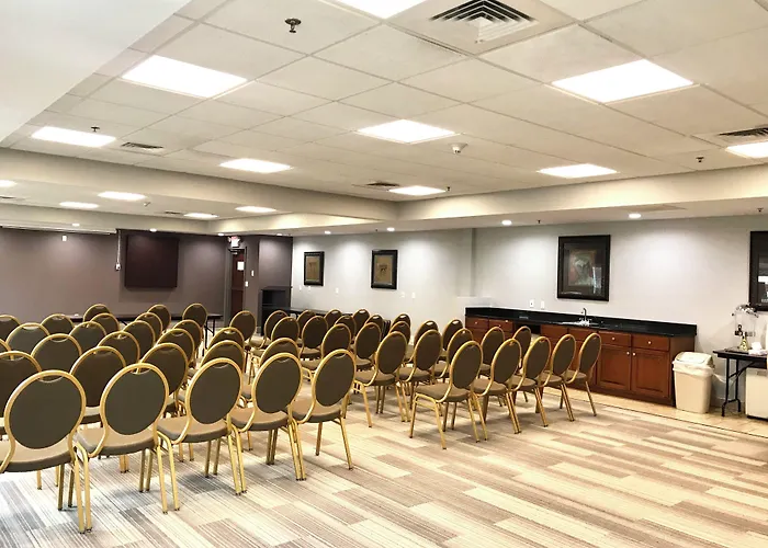 Holiday Inn Express Hotel & Suites Somerset Central By Ihg