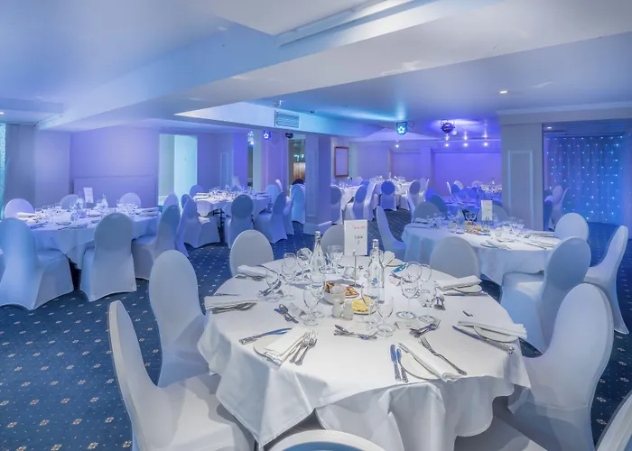 Queens Hotel & Spa