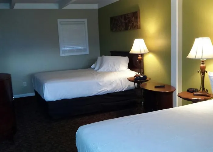 Kentucky Lake Inn