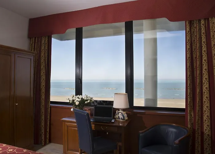Hotel Carlton