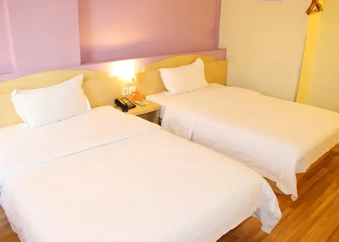 Iu Hotel Zhanjiang Guomao City Square