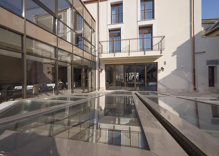 Hotel Merops Meszaros