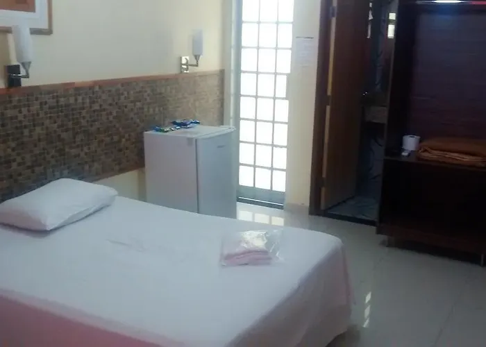 Hotel Dois Candangos