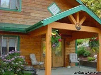 Pearsons Pond Inn And Spa