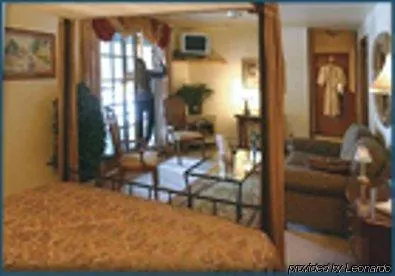 Pearsons Pond Inn And Spa