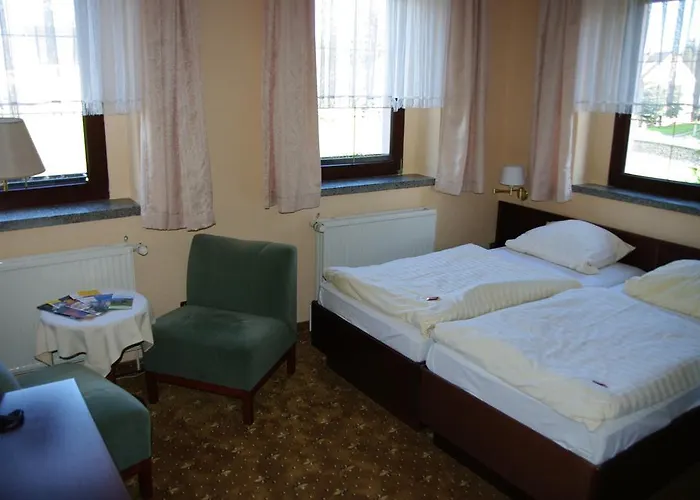 Landhotel Goldener Löwe mit Pension Am Taurastein