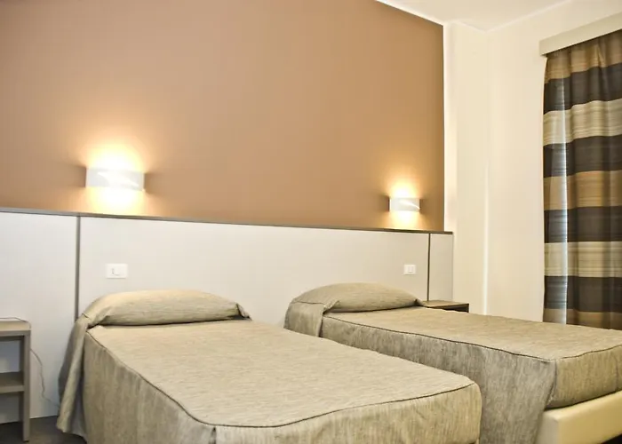Hotel 4 Strade