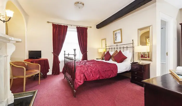 George Hotel