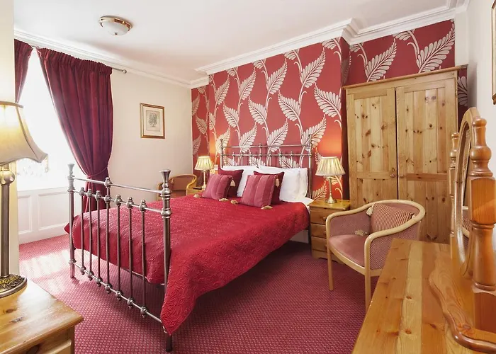 George Hotel