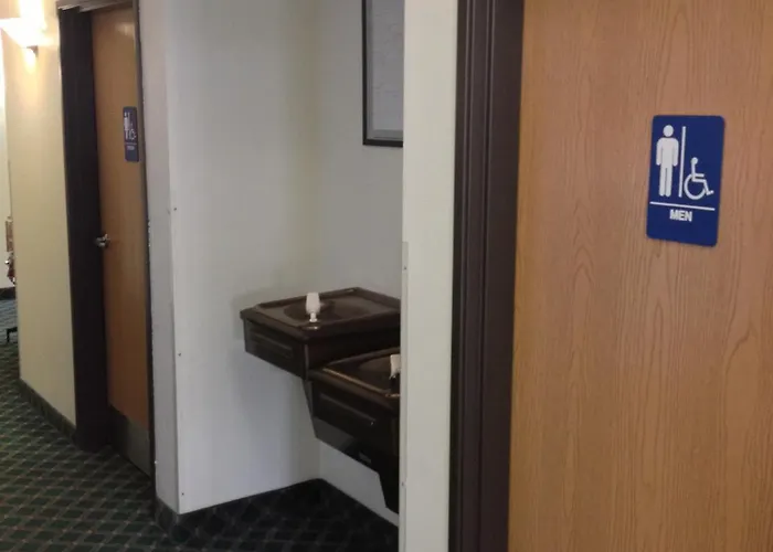 Americas Best Value Inn & Suites-Spring Valley