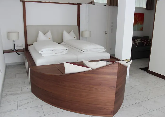 Hotel Schmales Haus