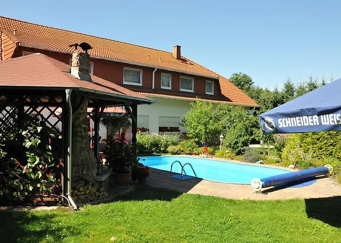 Land-Hotel Am Wald Garni