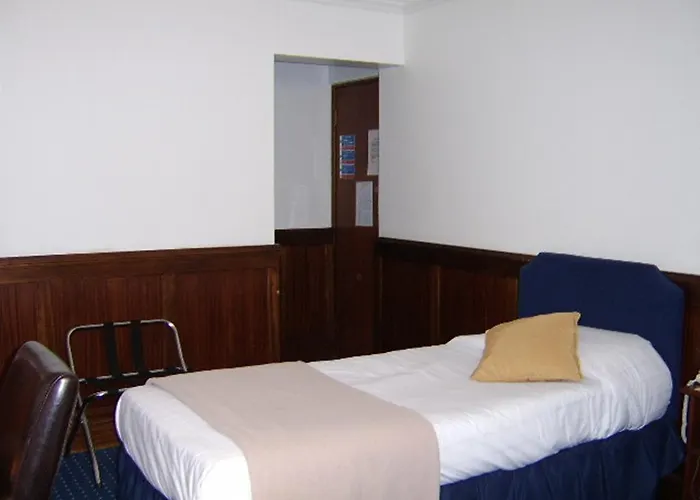 Comfort Hotel Enfield