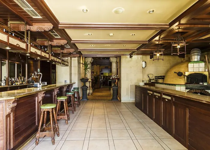 Hotel Azofra
