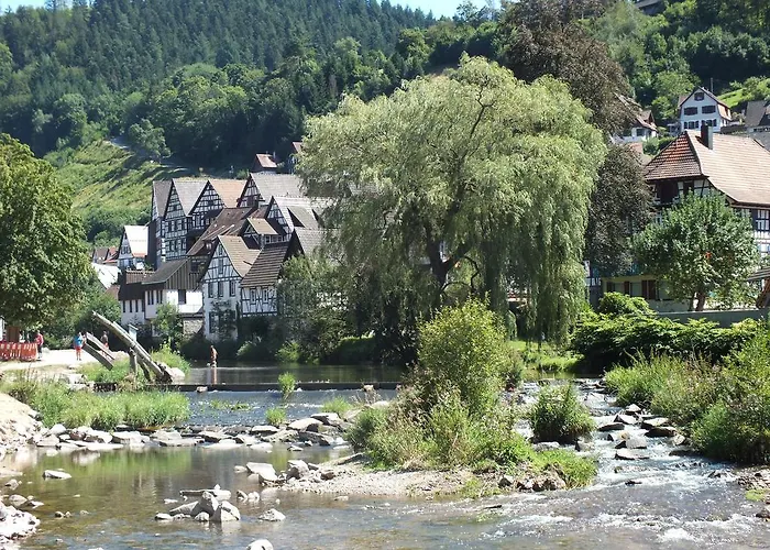 Hotel-Gasthof Zum Weyssen Roessle