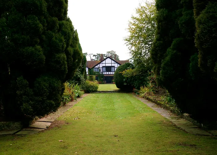 Cisswood House