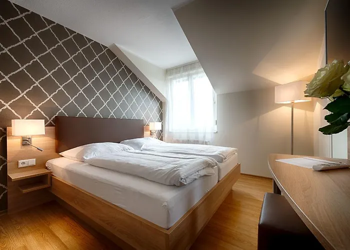 Dom Hotel