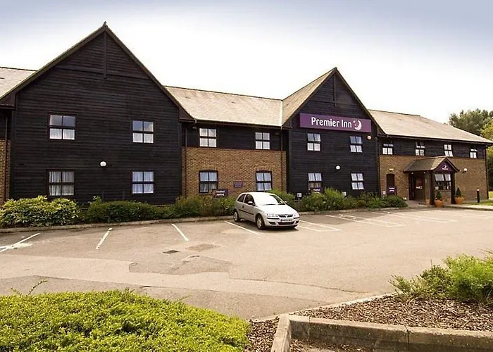 Premier Inn Farnborough West - Southwood